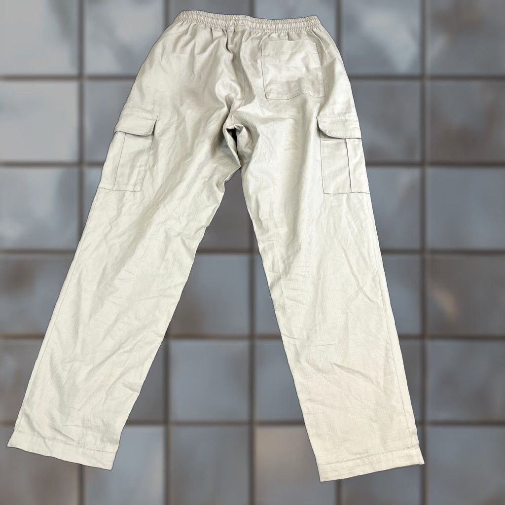 Adidas Adidas Mens Cargo Pants Sweat Joggers M Beige Trefoil Firebird Cargo Pants Jogger Regular Waist 32in Beige Adidas Originals Men Mens Size US 31 - 1 Thumbnail