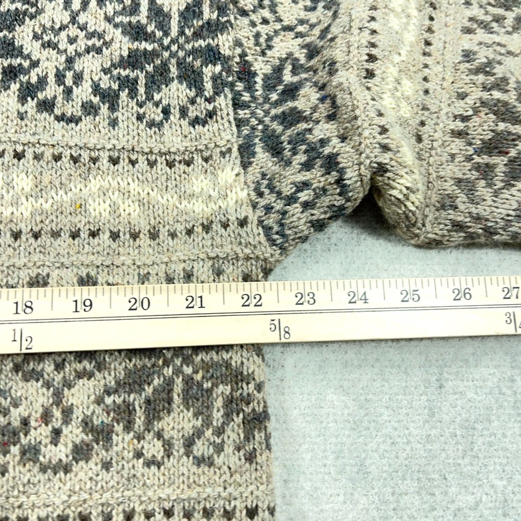 Eddie Bauer VINTAGE Eddie Bauer Sweater Women Large Tan Wool Knit Nordic 90s USA Fair Isle Size L / US 10 / IT 46 - 7 Thumbnail