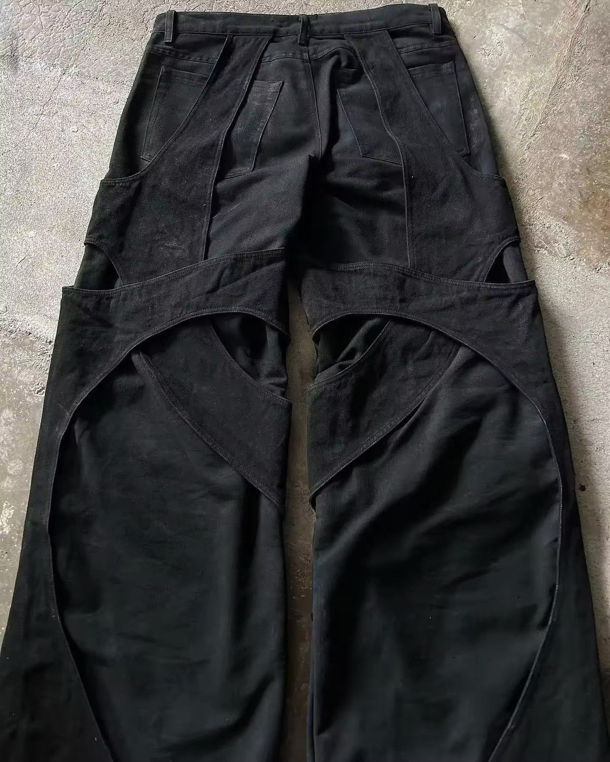 Japanese Brand × Jean Retro Casual Floor Mopping Hollow Patchwork Design Jean Size US 33 - 9 Thumbnail