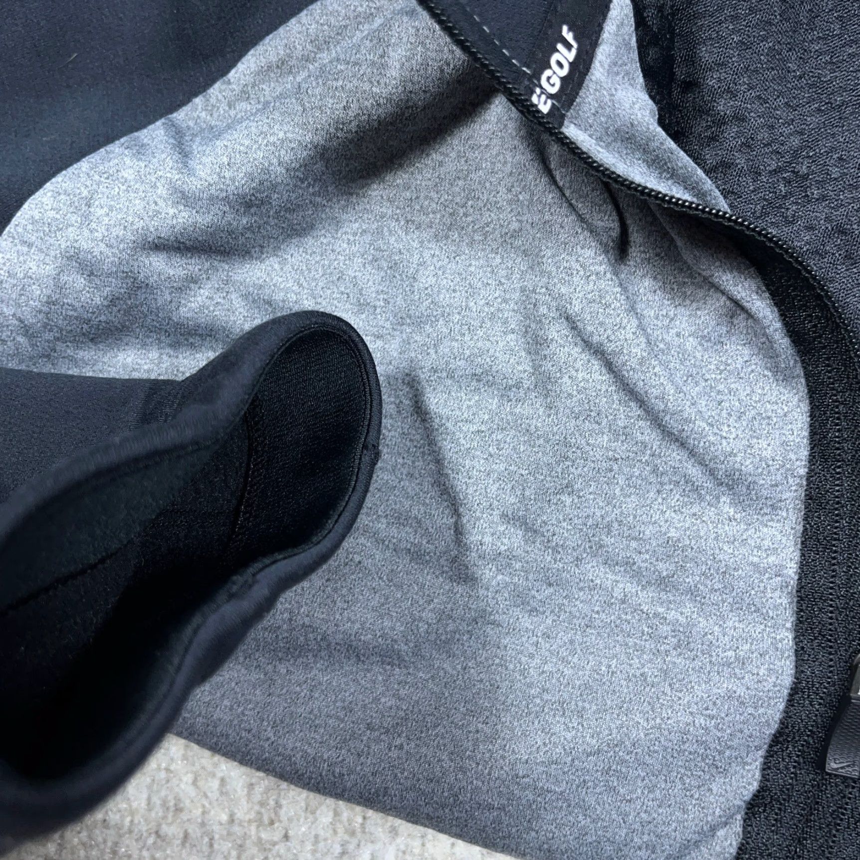 Nike Nike Golf Sweater Men Large Gray Black Aerolayer Pullover 1/4 Zip Sweatshirt Size US L / EU 52-54 / 3 - 5 Thumbnail