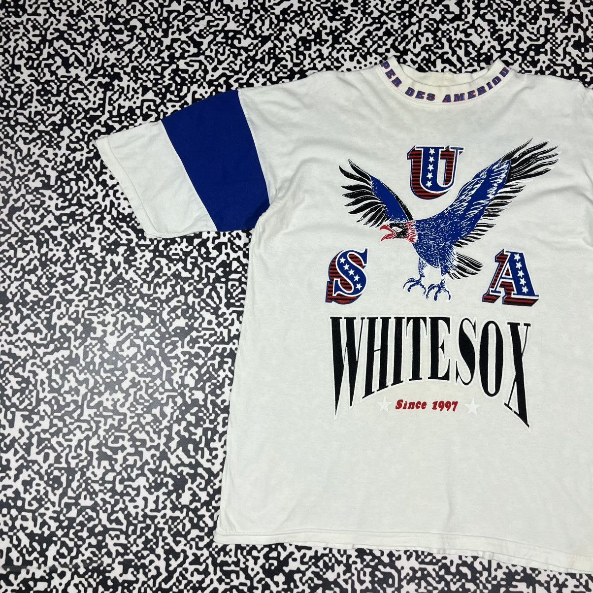 Vintage Vintage 90s White Sox MLB Retro Style Big Logo Boxy T-shirt Size US XL / EU 56 / 4 - 2 Thumbnail