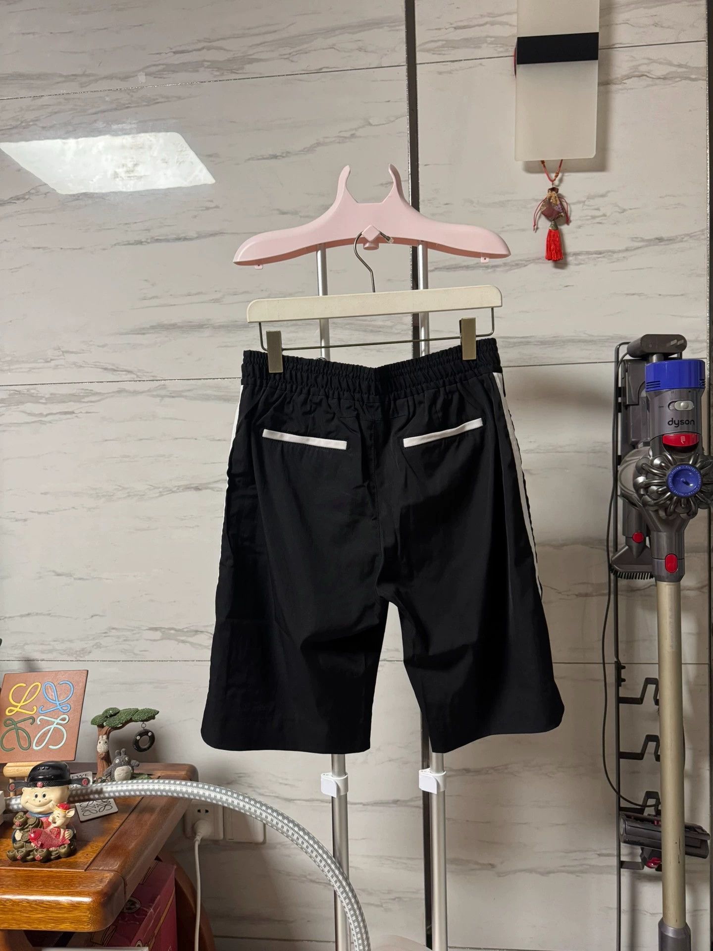 Givenchy Givenchy 50 Gold Fit Stretchy Pants Size US 34 / EU 50 - 2 Thumbnail