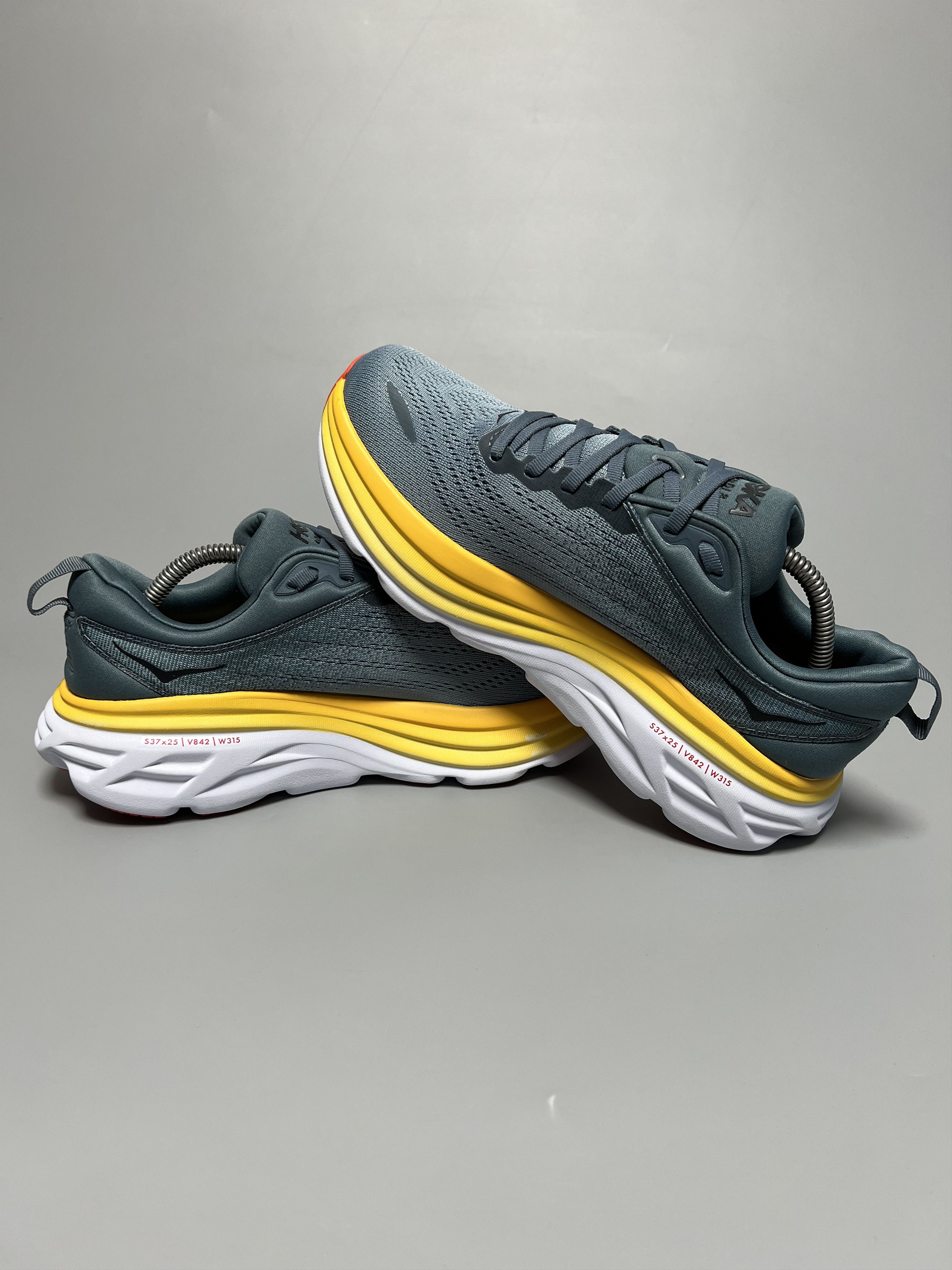 Hoka 8.5D Hoka One One Bondi 8 Men's Running Shoes Gym Walking Size US 8.5 / EU 41-42 - 5 Thumbnail