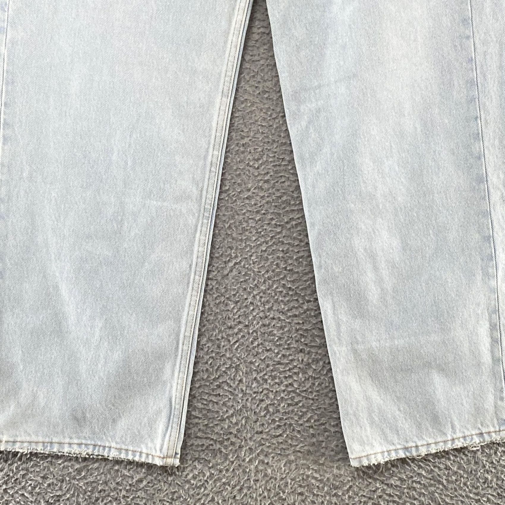 Abercrombie & Fitch Abercrombie & Fitch Jeans Womens 28 Short Light Wash Mid Rise Straight Slouchy Size 28" / US 6 / IT 42 - 3 Thumbnail