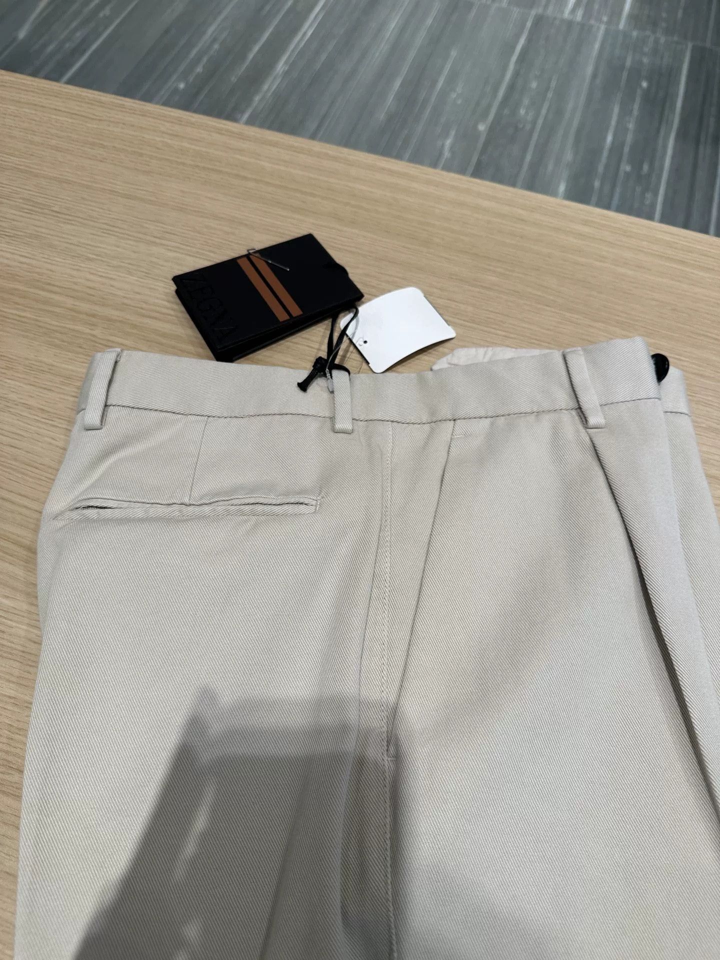 Ermenegildo Zegna Zegna Beige Cotton Casual Trousers Size US 28 / EU 44 - 2 Thumbnail