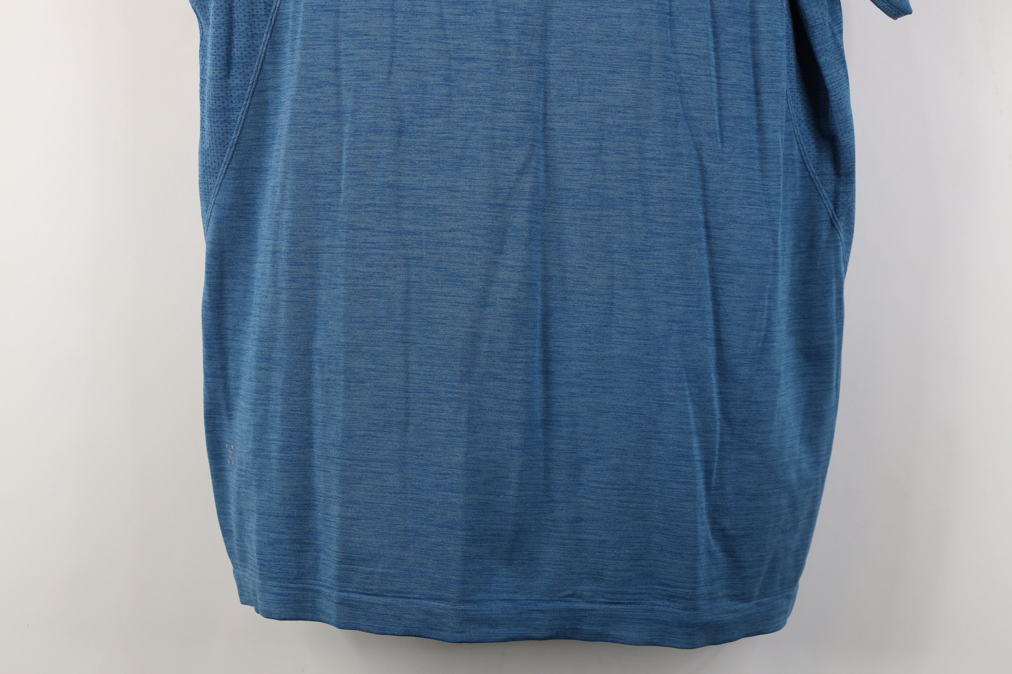 Lululemon Lululemon Tech Short Sleeve Collared Golf Polo Shirt Blue Size US L / EU 52-54 / 3 - 14 Thumbnail