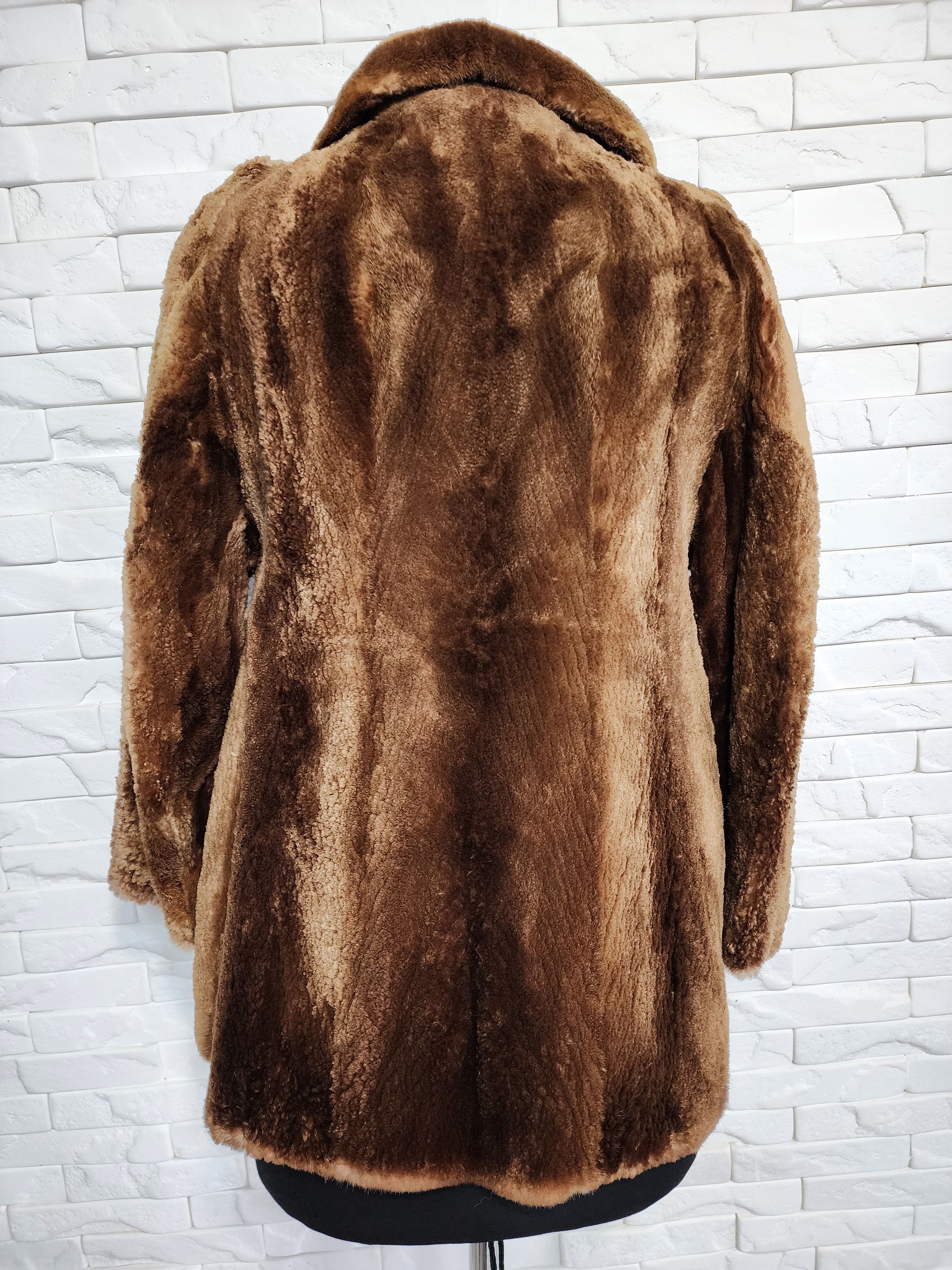 Furla Warm Brown Women's Fur Coat. Size M / US 6-8 / IT 42-44 - 4 Thumbnail