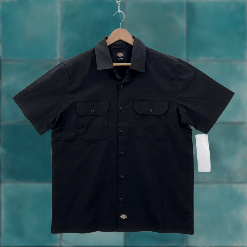 Dickies Dickies Shirt Mens Medium Black Twill Short Sleeve Button Workwear Pockets NWT Size US M / EU 48-50 / 2 - 1 Thumbnail