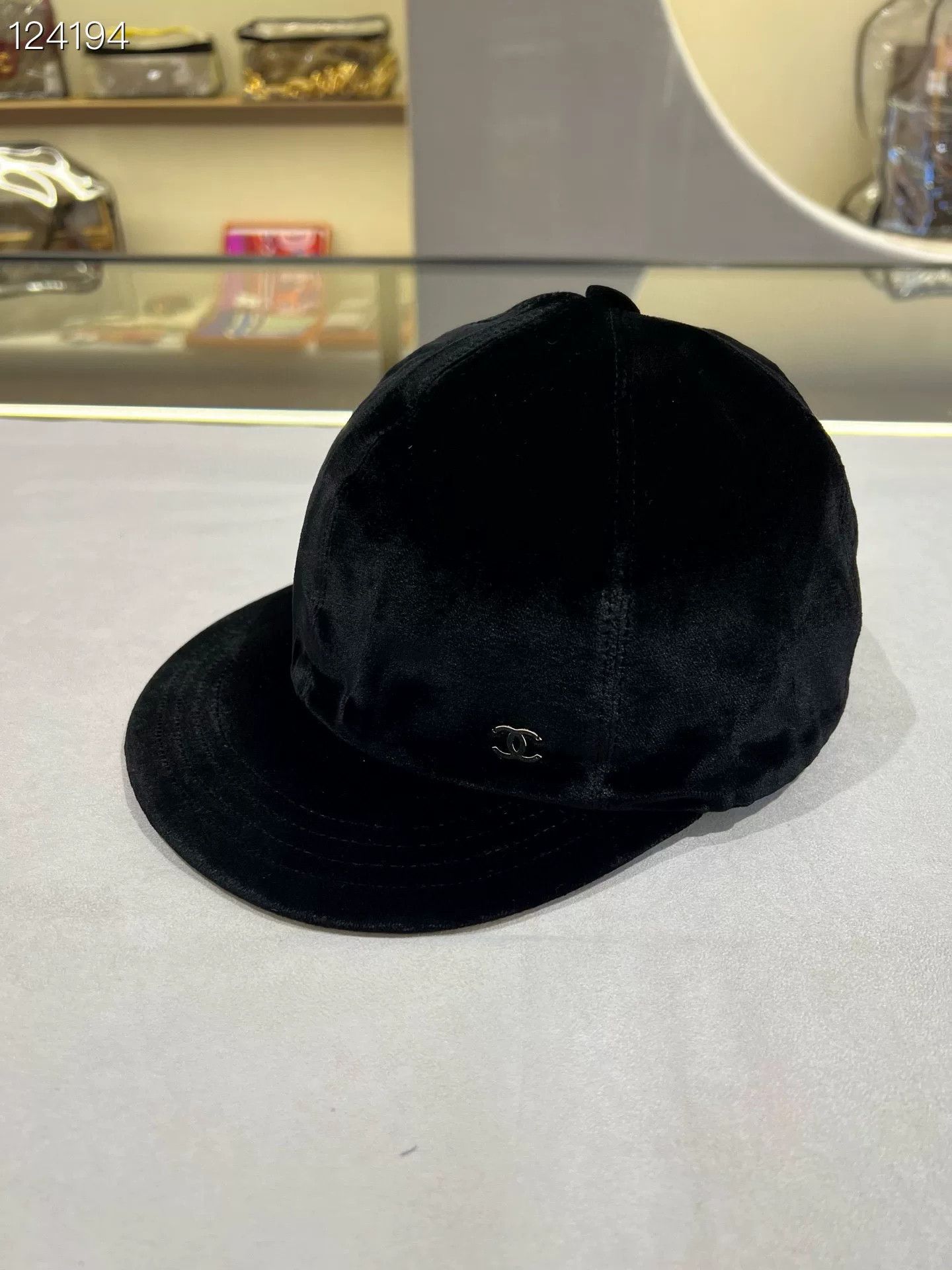 Chanel Chanel Velvet Black Equestrian Cap M Size ONE SIZE - 1 Thumbnail
