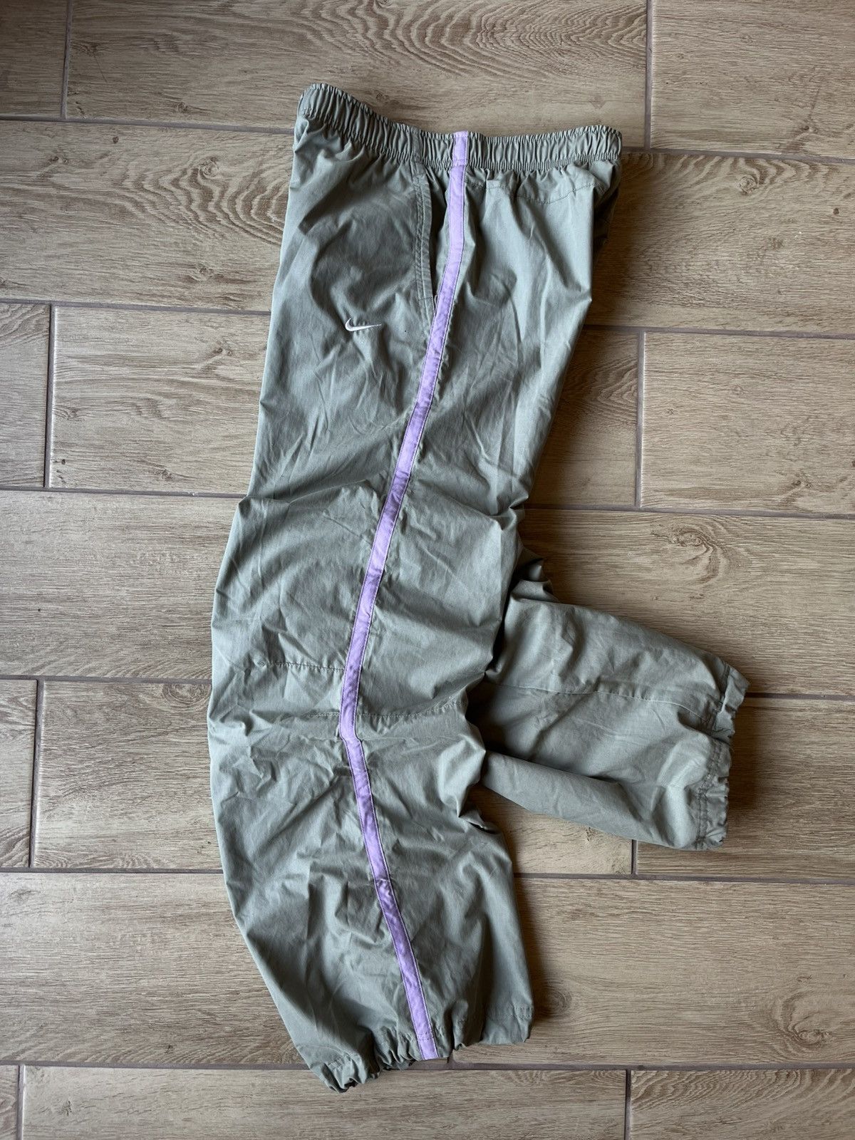 Nike Vintage Nike Y2K Nylon Truck Pants Purple Gray Men’s Size S Size US 30 / EU 46 - 1 Thumbnail