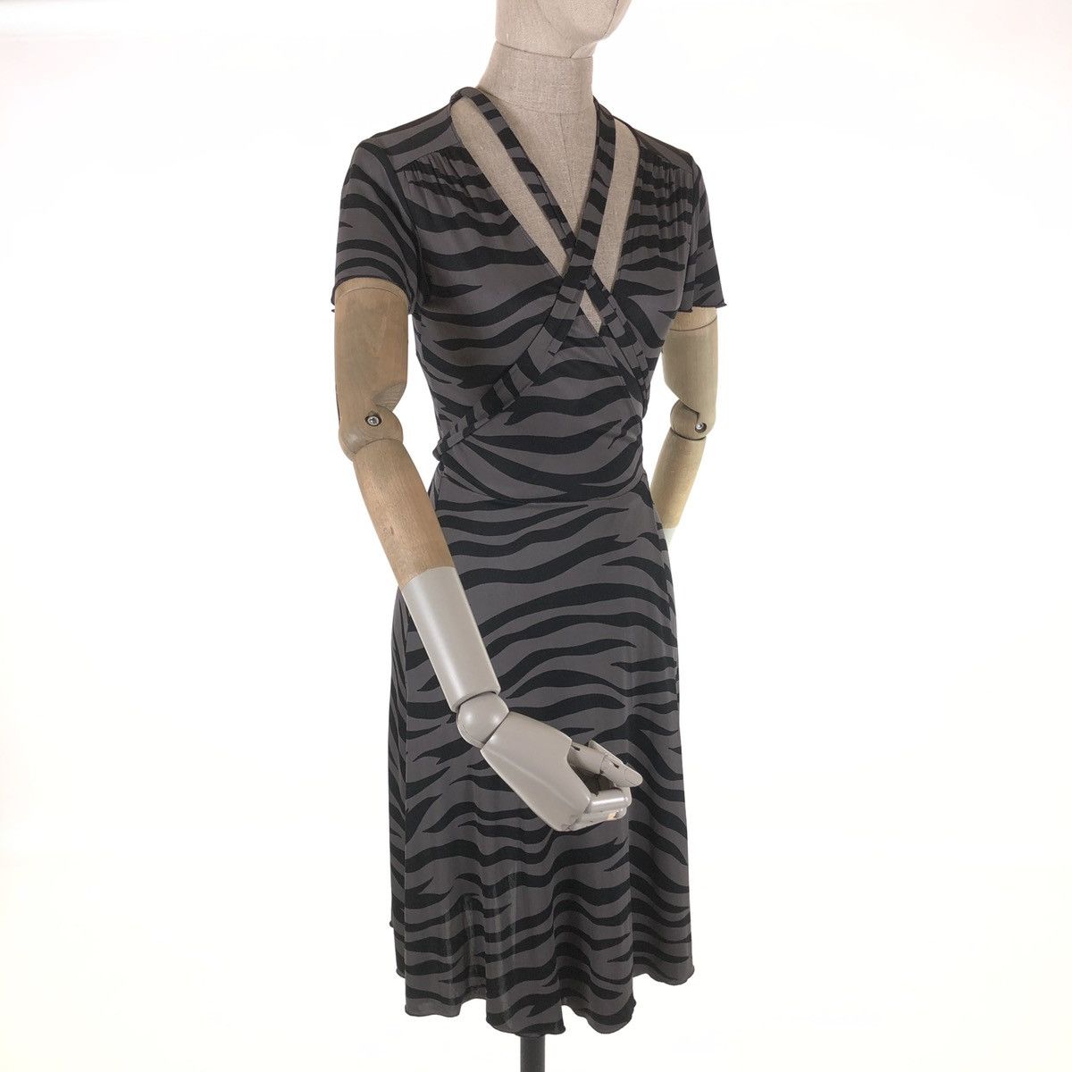 Boutique Moschino × Love Moschino × Moschino Zebra Print Striped Cheap and Chic Short Sleeve Black Long Belt Dress Size M / US 6-8 / IT 42-44 - 3 Thumbnail