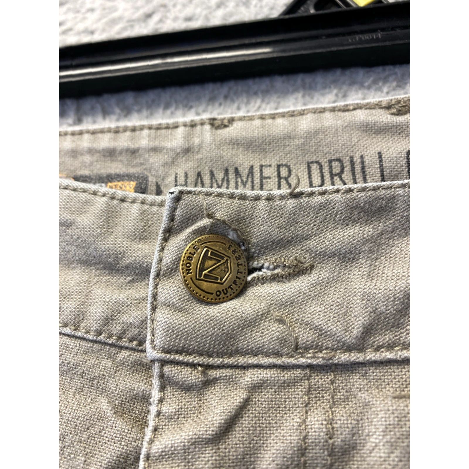 Vintage VINTAGE Hammer Drill Canvas Carpenter Work Pants Men 32 Waist Mid Rise Straight Leg Sand Cotton Durable Workwear Size US 32 / EU 48 - 4 Thumbnail