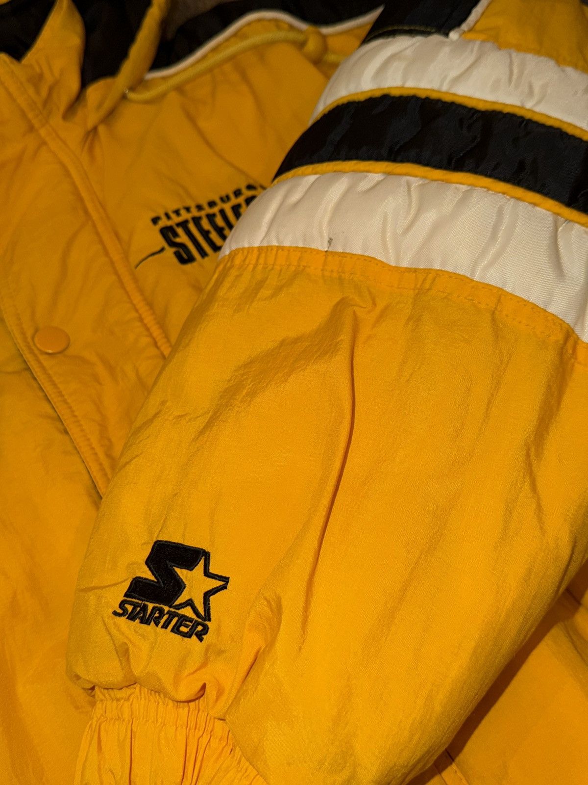 Starter Vintage Pittsburgh Steelers Starter Puffer Jacket Size M Size US M / EU 48-50 / 2 - 7 Thumbnail
