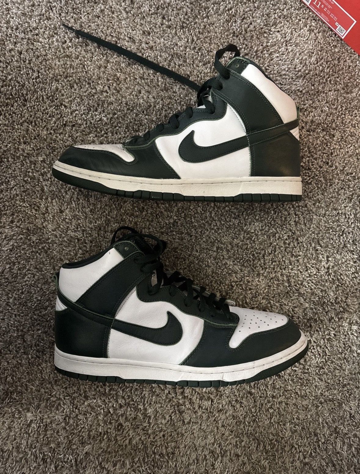 Nike Nike Michigan State Spartan Dunks Size US 11.5 / EU 44-45 - 1 Thumbnail
