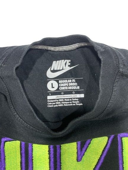 Nike × Vintage Nike Vintage Y2K Center Big Logo Tee Shirt t-shirt Size US L / EU 52-54 / 3 - 3 Thumbnail