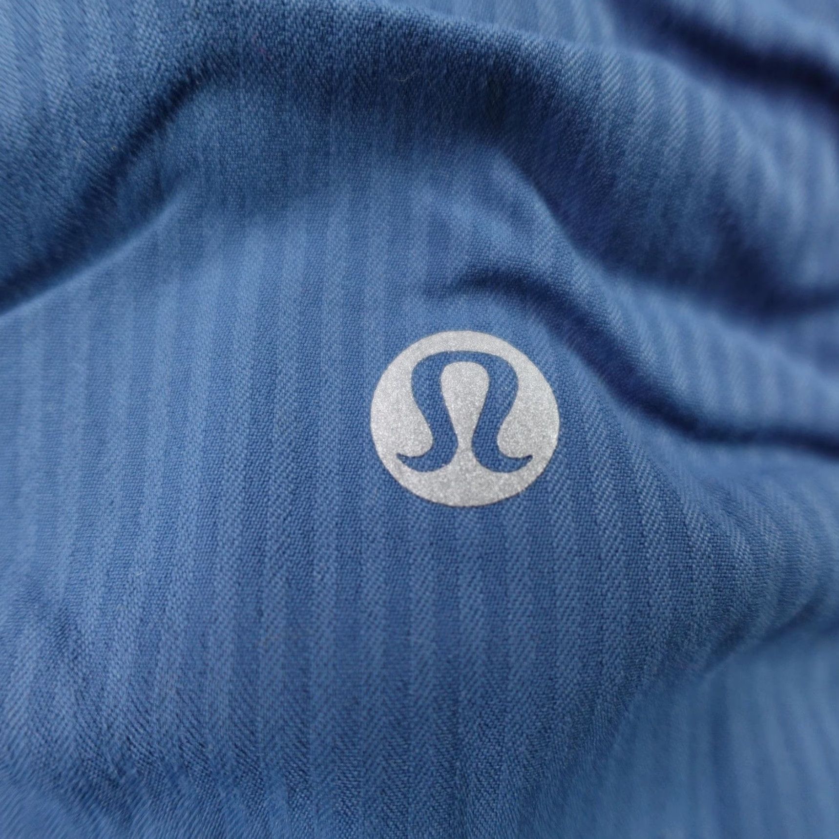 Lululemon Lululemon Jacket Womens 4 Blue Dace Studio Reversible Rib Sleeve Full Zip Yoga Jacket Size S / US 4 / IT 40 - 7 Thumbnail