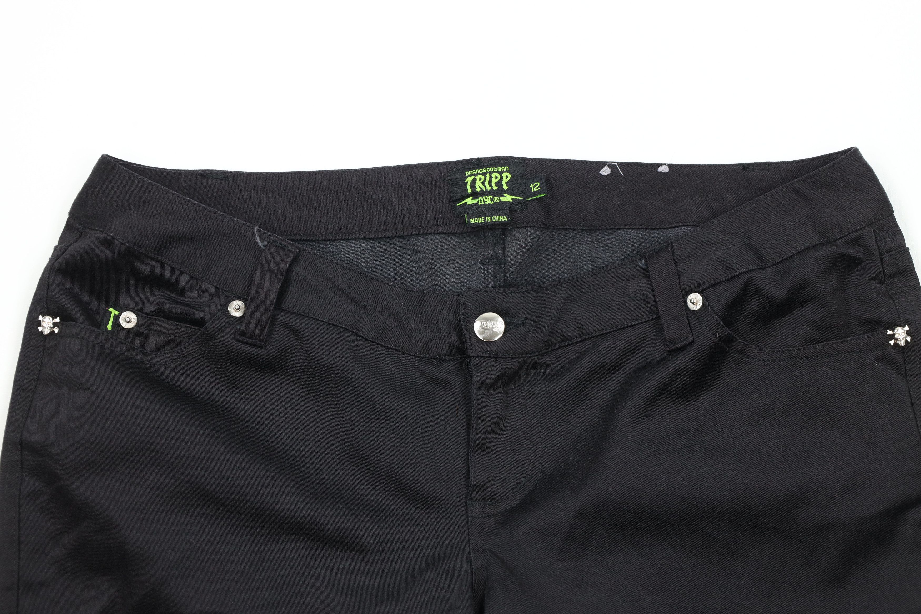 Vintage Vintage 90s Tripp NYC Skull Goth Capris Shorts Black Size 34" / US 12 / IT 48 - 2 Thumbnail