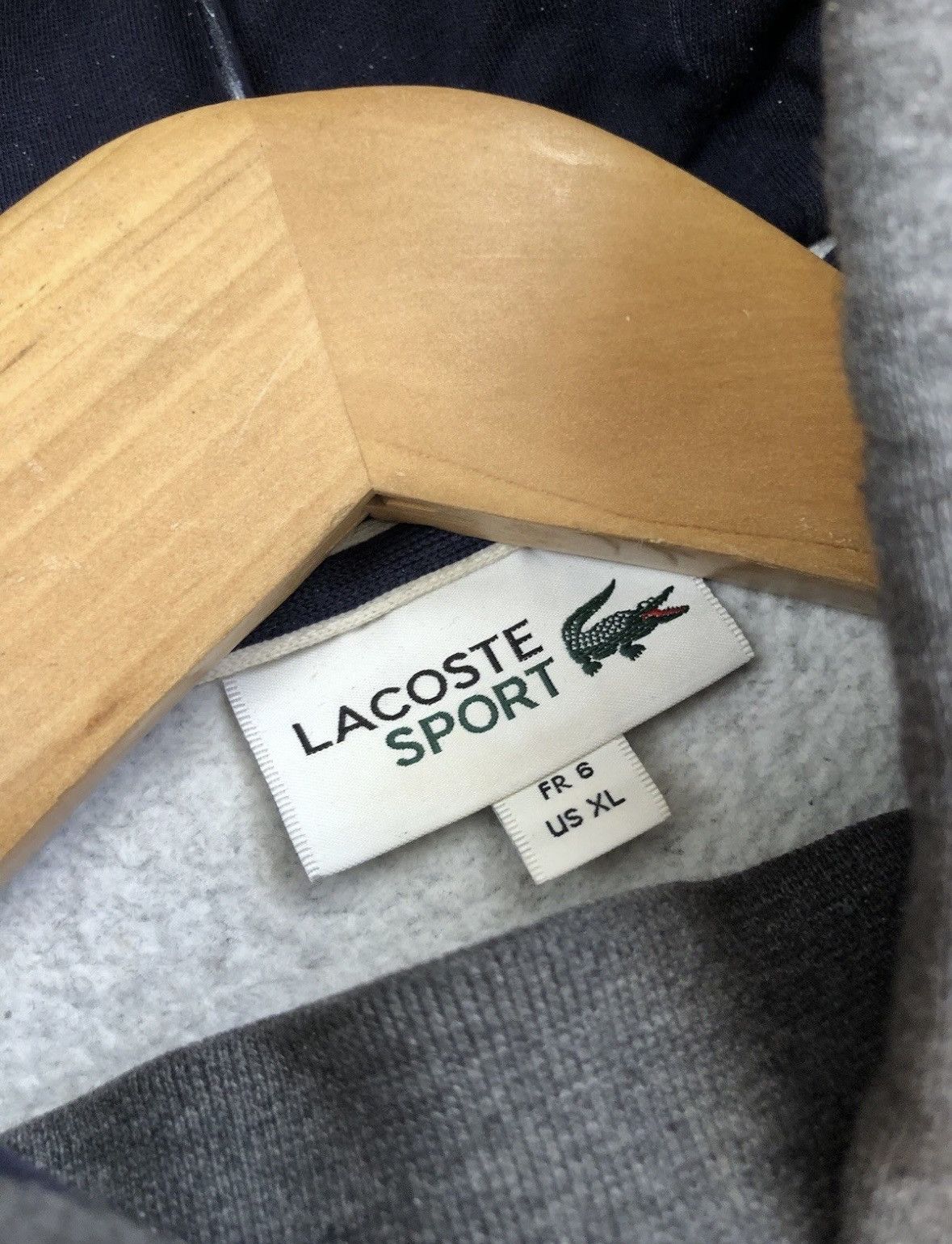 Lacoste LACOSTE Sport Hype Streetwear Sportswear Mini Logo Design Size US XL / EU 56 / 4 - 6 Thumbnail