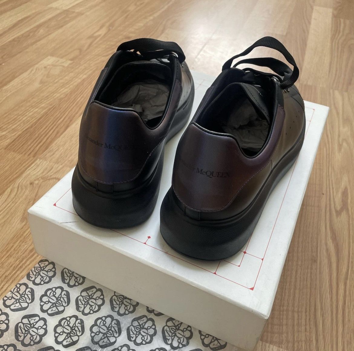 Alexander McQueen Alexander McQueen Oversized Sneaker Size US 10 / EU 43 - 5 Thumbnail