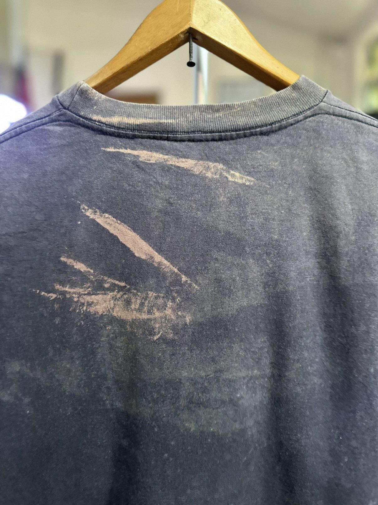 Nike Vintage thrashed Nike tshirt Size US M / EU 48-50 / 2 - 7 Thumbnail