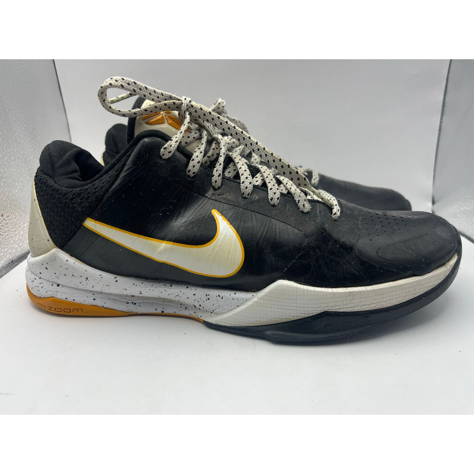Nike Nike Zoom Kobe 5 Del Sol Black Yellow Shoes Sneakers USED Size US 7.5 / EU 40-41 - 1 Thumbnail