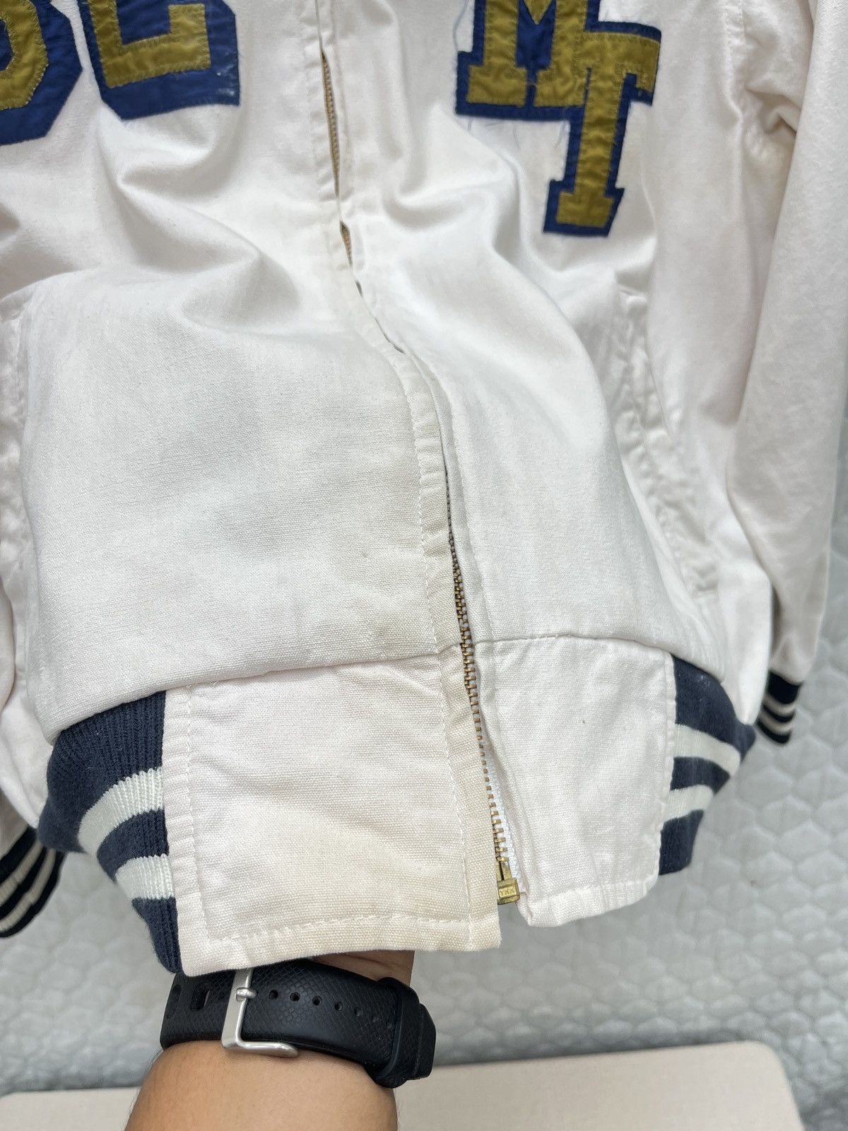 Vintage 🔥🔥🔥STEALS VTG PRO WEIGHT BASKETBALL BOMBER JACKET Size US S / EU 44-46 / 1 - 11 Thumbnail