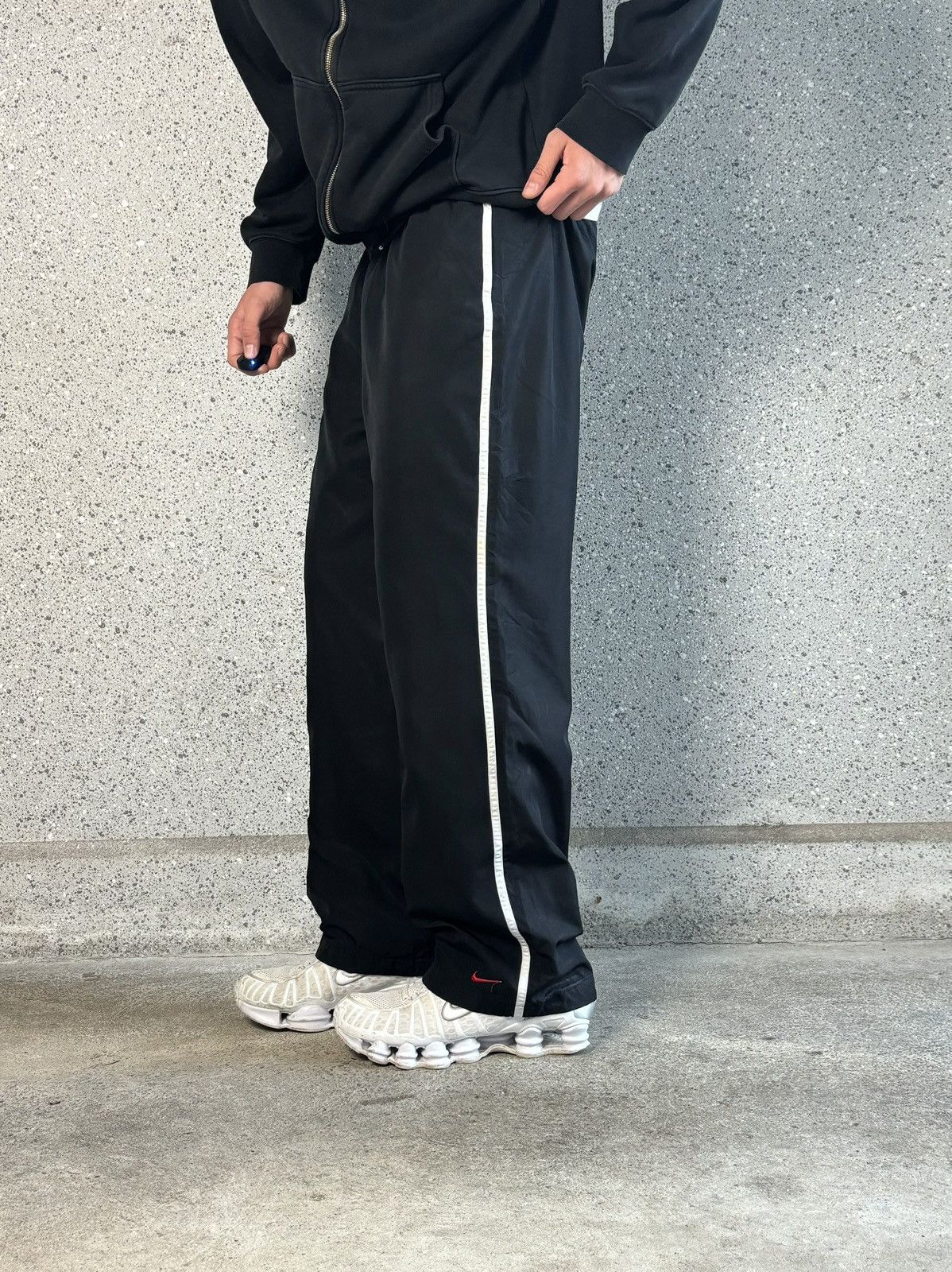 Nike × Vintage Nike Vintage y2k Trackpants Mini swoosh ⭐️RARE⭐️ black L Size US 32 / EU 48 - 1 Thumbnail