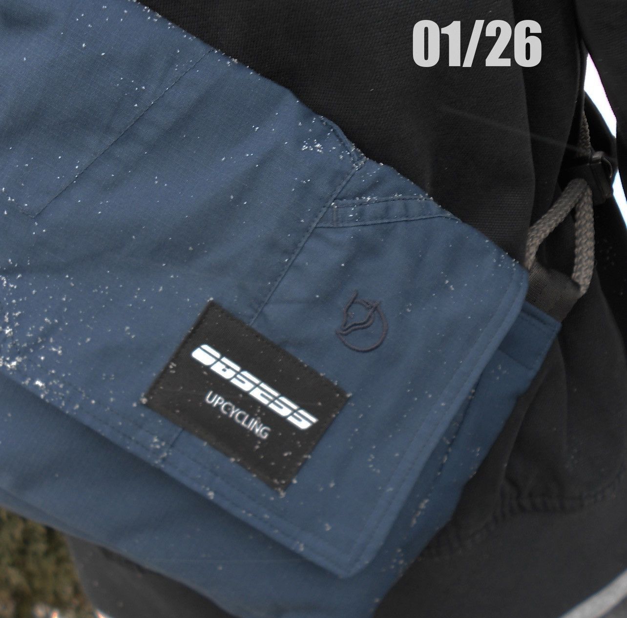 Fjallraven UPCYCLED FJÄLLRÄVEN G1000 MESSENGER BAG By OBSESS UPCYCLING Size ONE SIZE - 2 Thumbnail