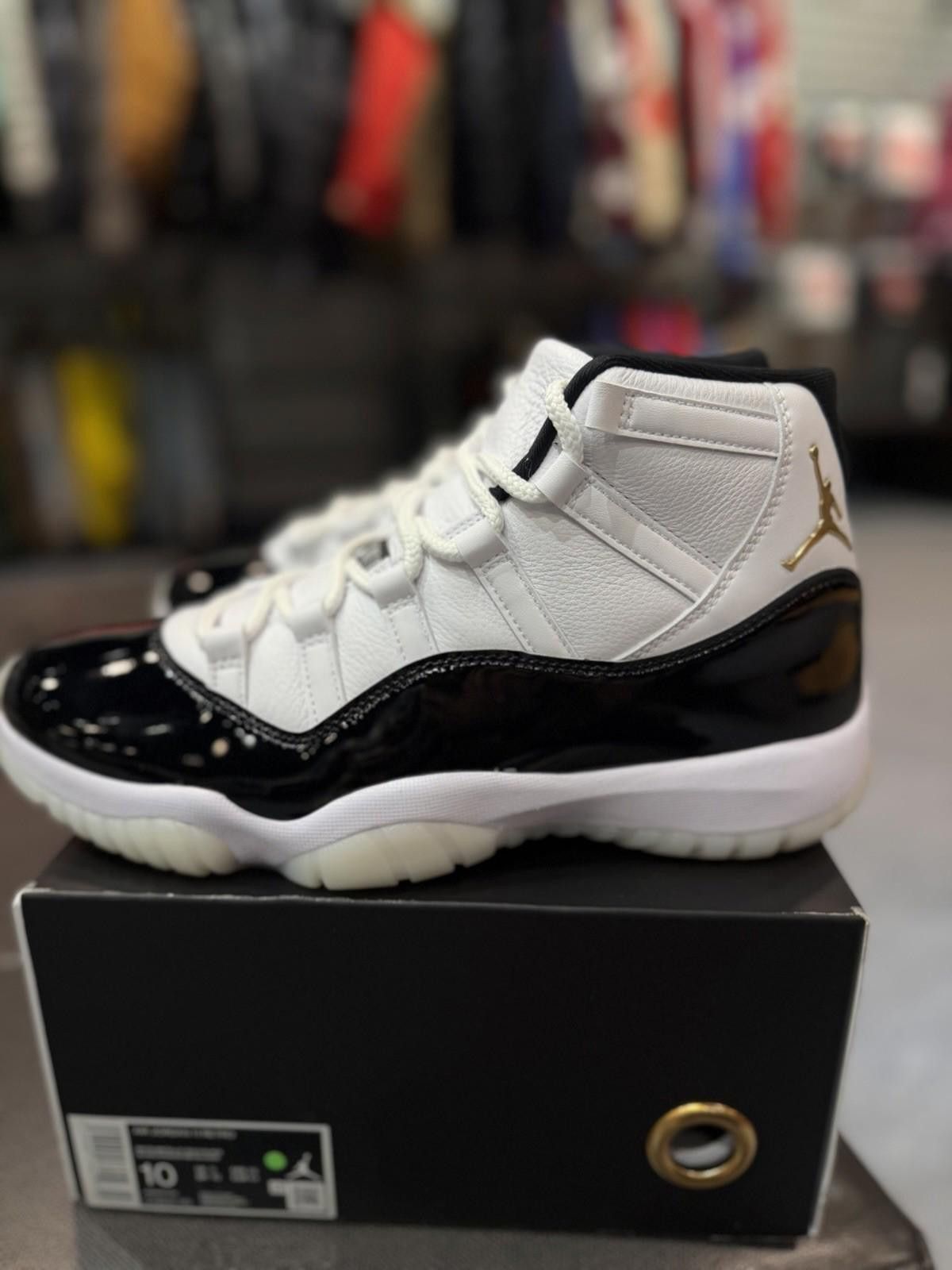 Jordan Brand Size 10 - Air Jordan 11 Retro Mid Gratitude Defining Moments Size US 10 / EU 43 - 11 Thumbnail