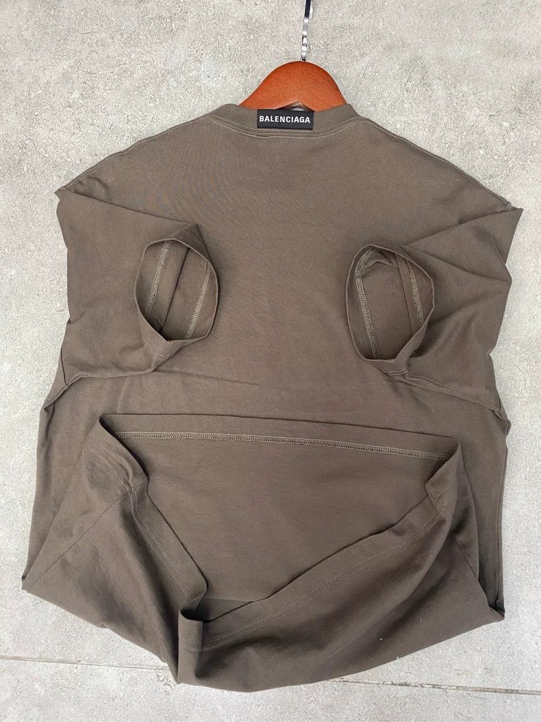 Balenciaga Balenciaga Back Embroidered Logo Mocha Short Sleeve T-Shir Size US XS / EU 42 / 0 - 7 Thumbnail