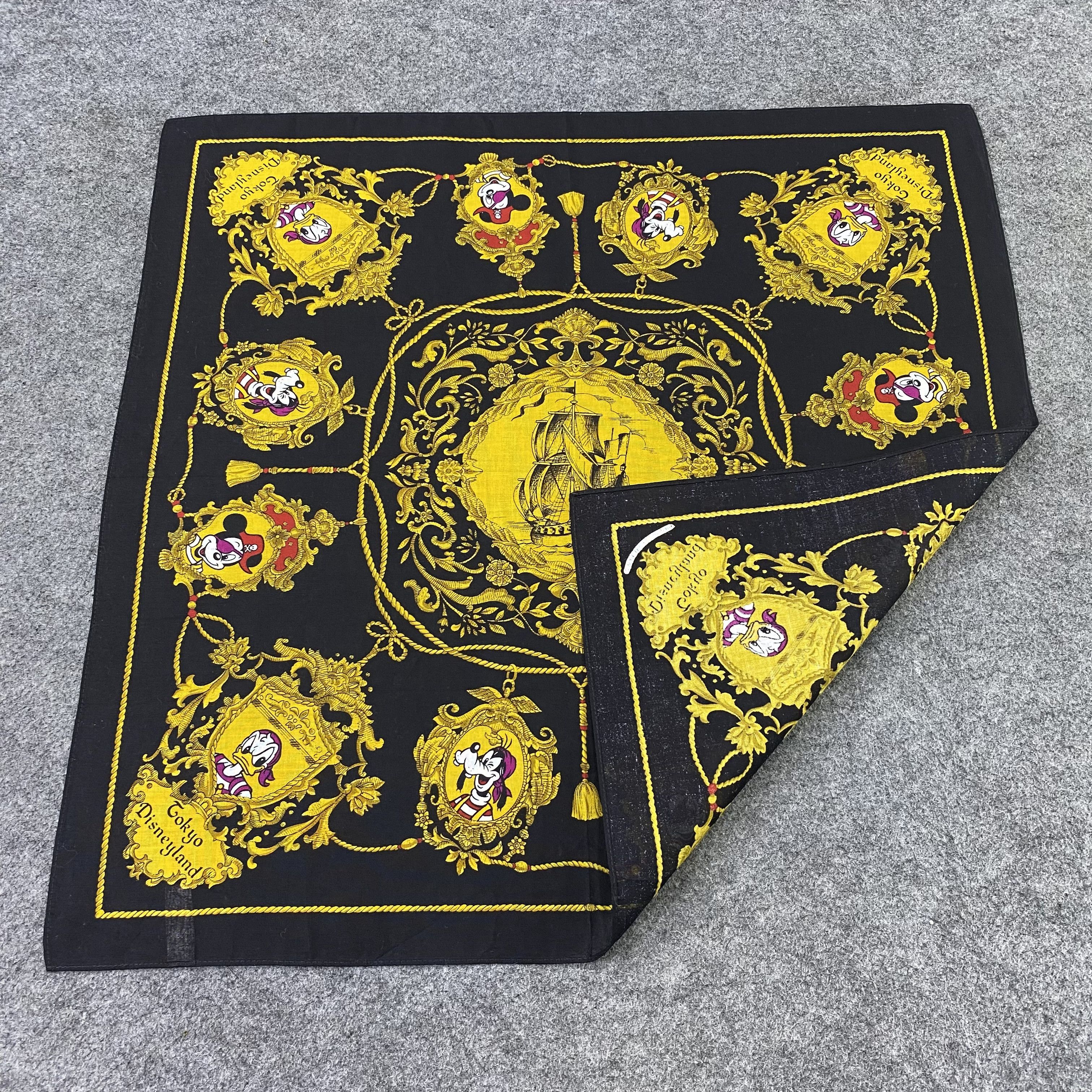 Anime Tokyo Disneyland Handkerchief Cartoon Mickey mouse-B1414 Size ONE SIZE - 5 Thumbnail