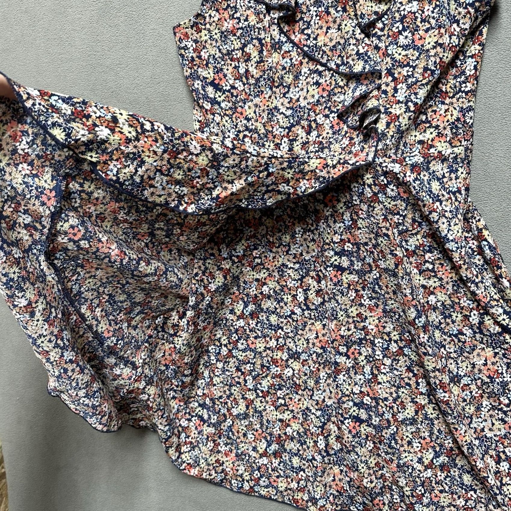 Vintage Teeze Me Dress Womens Juniors 5/6 Printed Ditsy Floral Faux-Wrap Ruffled Dress Size S / US 4 / IT 40 - 5 Thumbnail