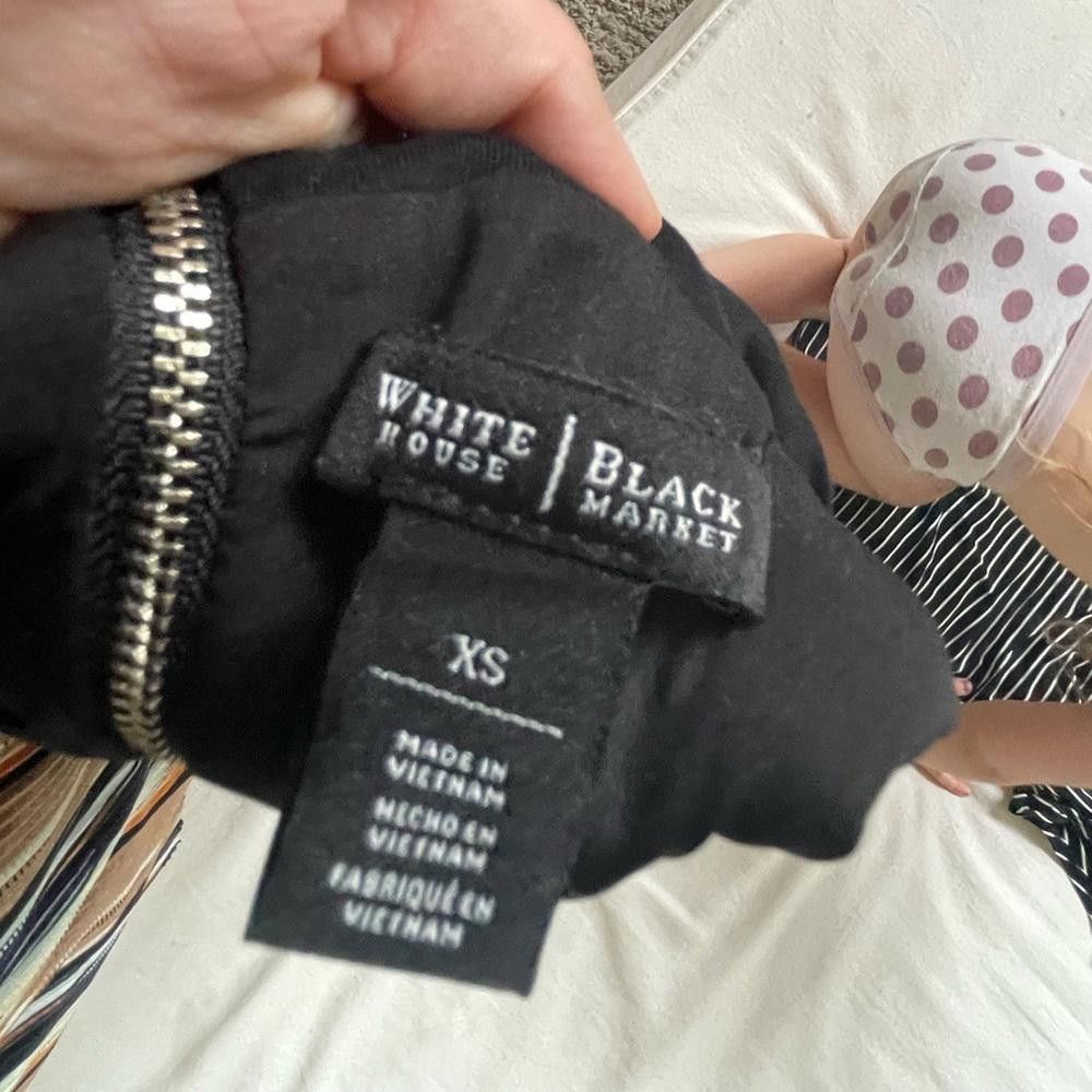 Designer White House Black Market 2 Shirt Lot Size S / US 4 / IT 40 - 3 Thumbnail