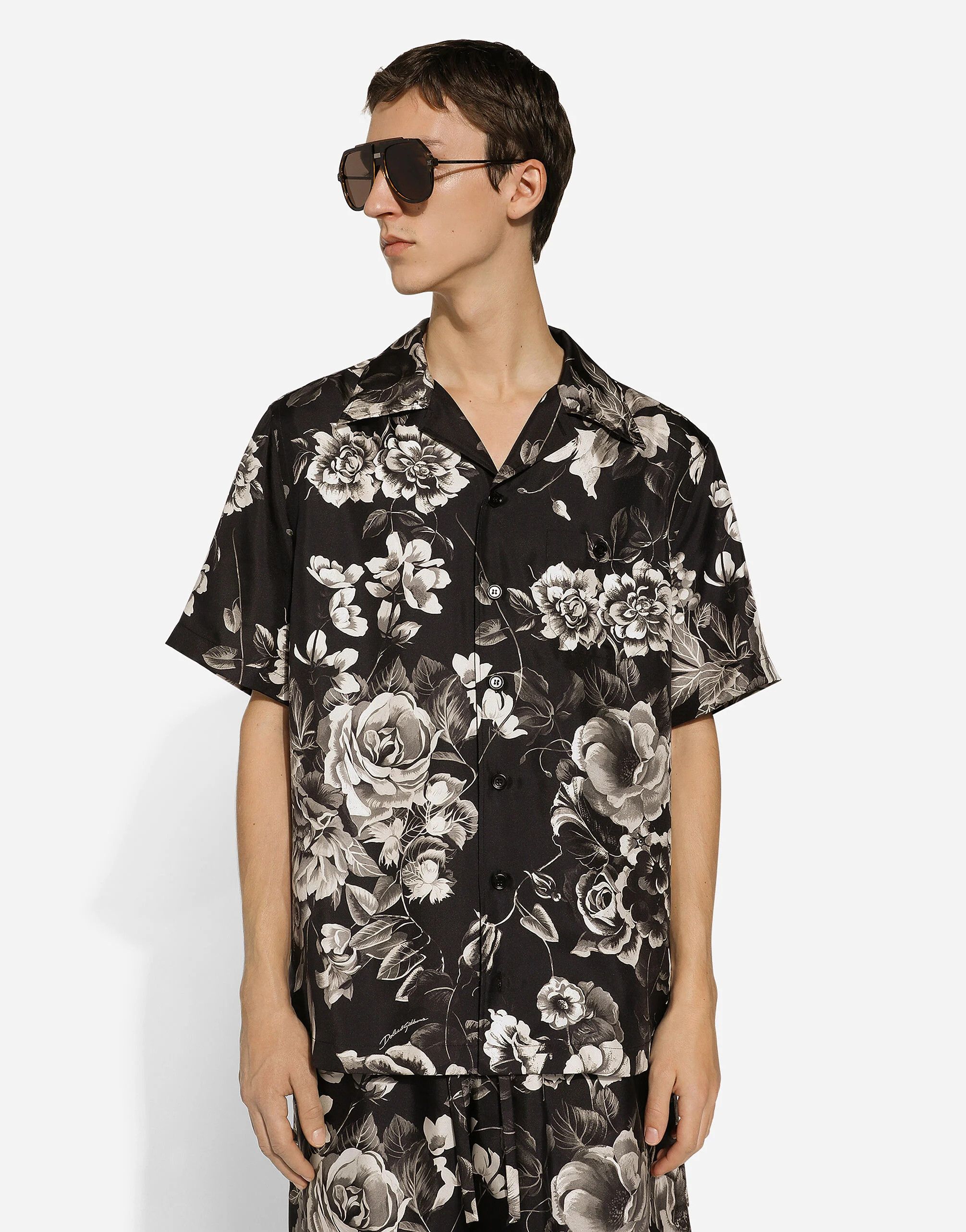 Dolce & Gabbana o1s22i1n0924 Hawaii Silk Shirt in Black White Size US M / EU 48-50 / 2 - 4 Thumbnail