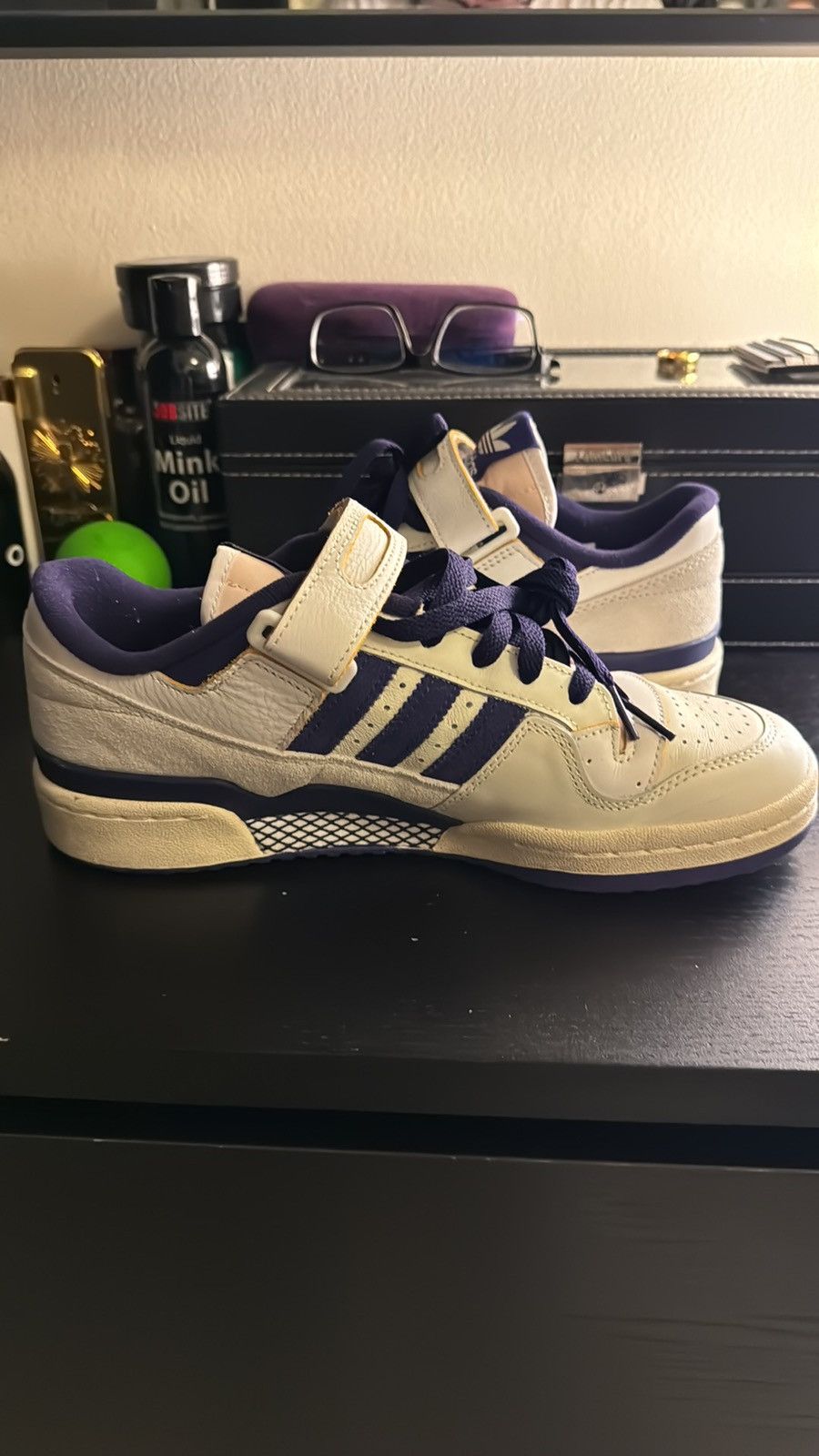 Adidas Adidas Forum 84 Low Off white Collegiate purple GW2009 Size US 9 / EU 42 - 3 Thumbnail