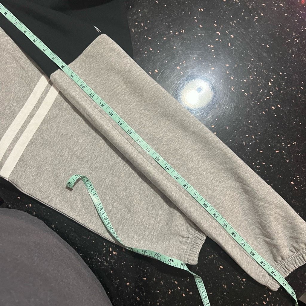 Disney Disney Parks Marvel Avengers Sweatpants (Small) Size 27" / US 4 / IT 40 - 16 Thumbnail