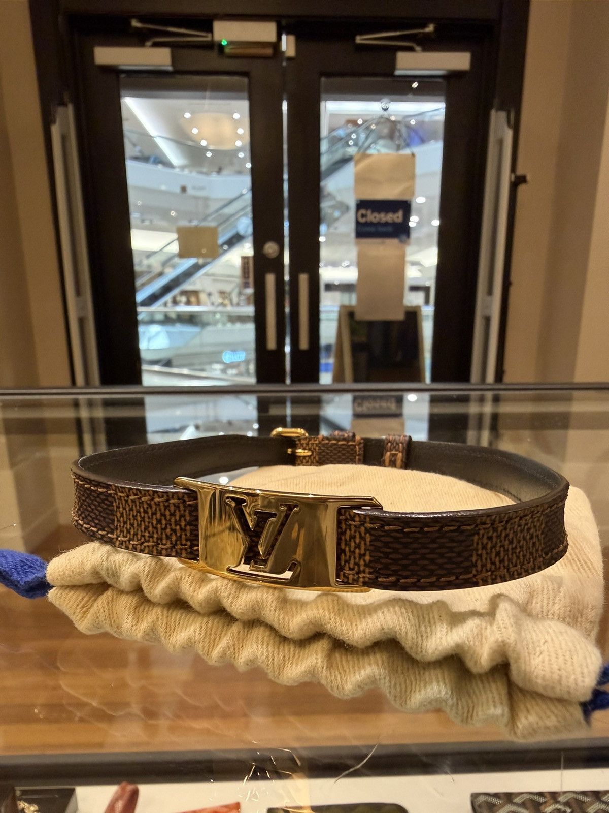 Louis Vuitton Louis Vuitton Leather Wrap Bracelet Size ONE SIZE - 2 Thumbnail