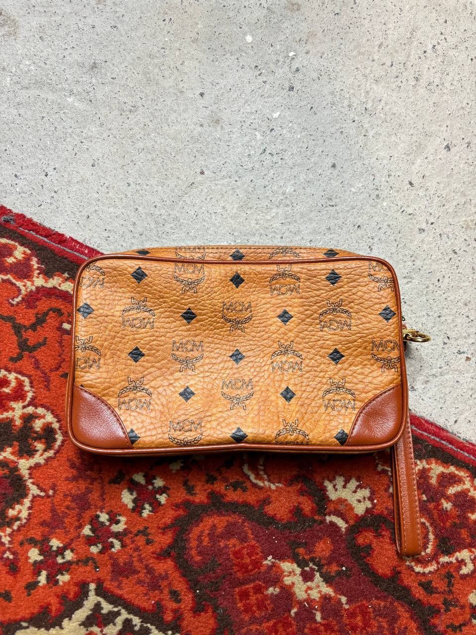 MCM × Vintage Vintage MCM Visetos Leather Boston Bag Cognac Size ONE SIZE - 8 Thumbnail