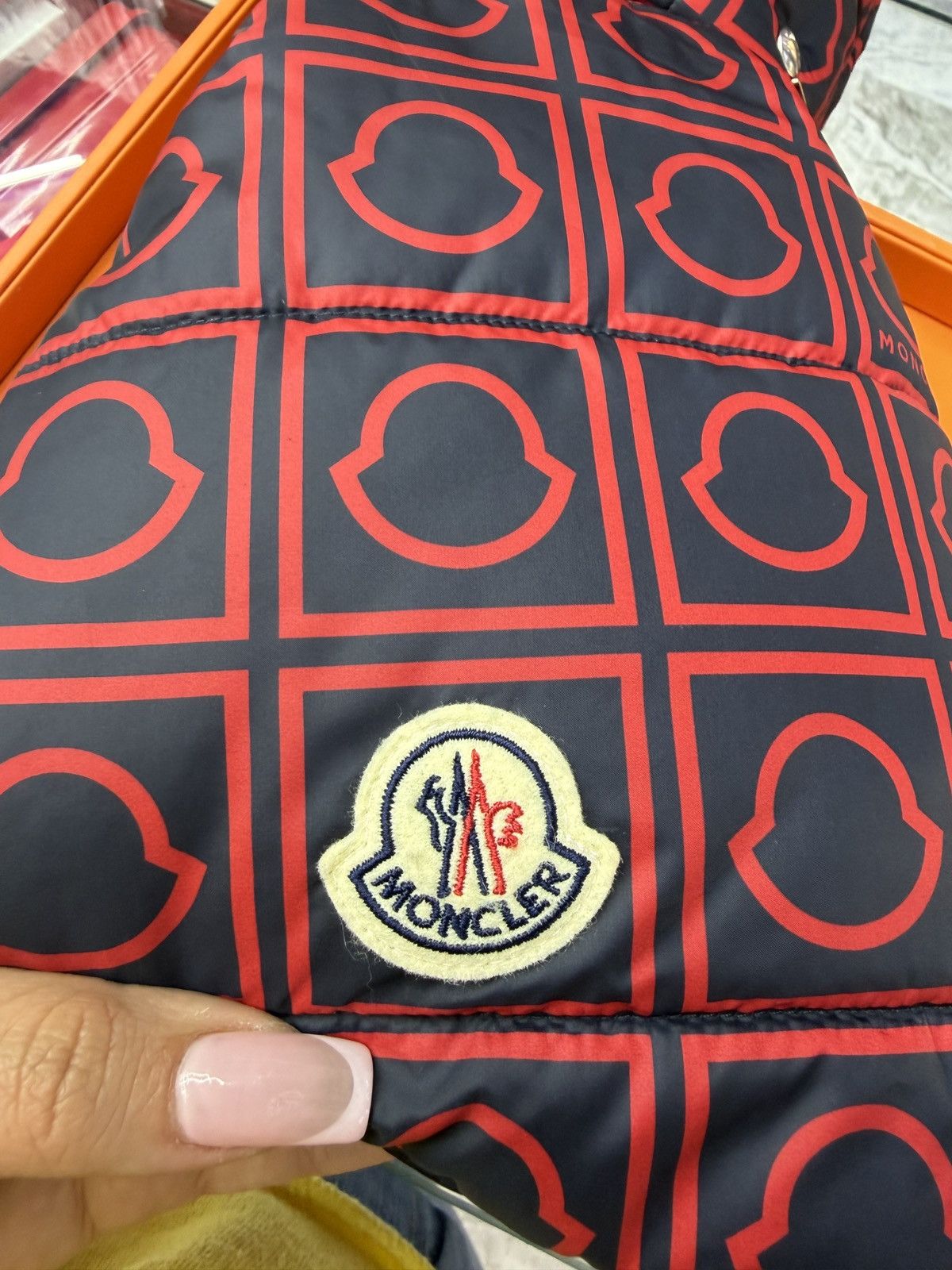 Moncler Moncler Poldo Dog Counture Padded Dog Coat Size ONE SIZE - 5 Thumbnail