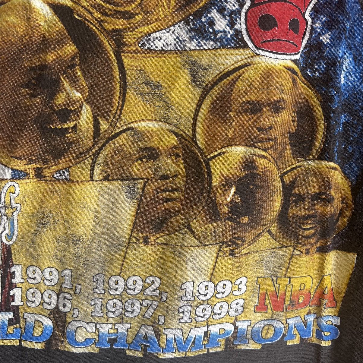 NBA × Rap Tees × Vintage 1998 Chicago Bulls Rap Tee Shirt Double 3 Peat Last Dance Size US L / EU 52-54 / 3 - 11 Thumbnail