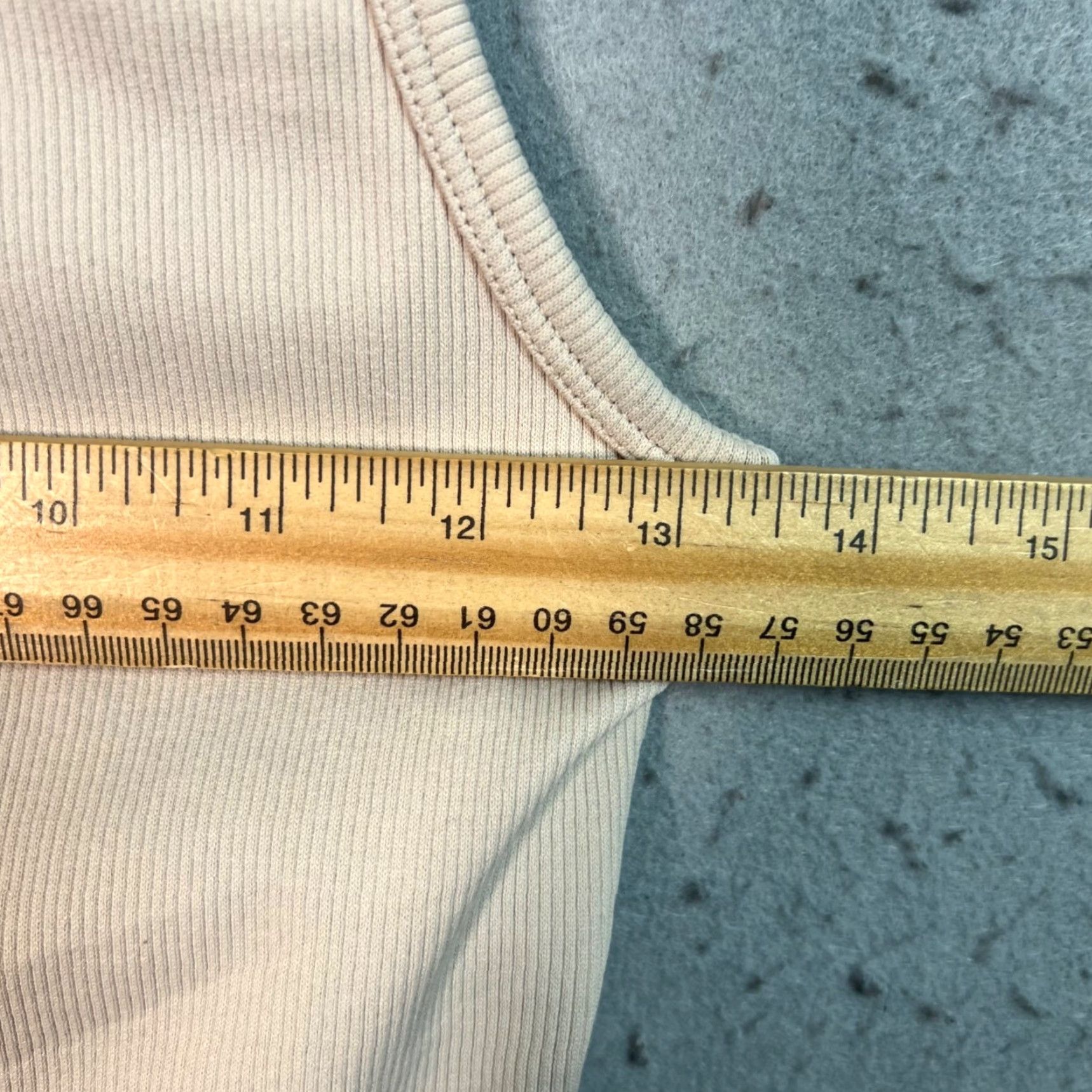Vintage Aerie Brand Women's Tank Top Size Medium Ribbed Beige Activewear Athletic Gym Running Sleeveless Tank Top Beige Nylon Elastane Size M / US 6-8 / IT 42-44 - 4 Thumbnail