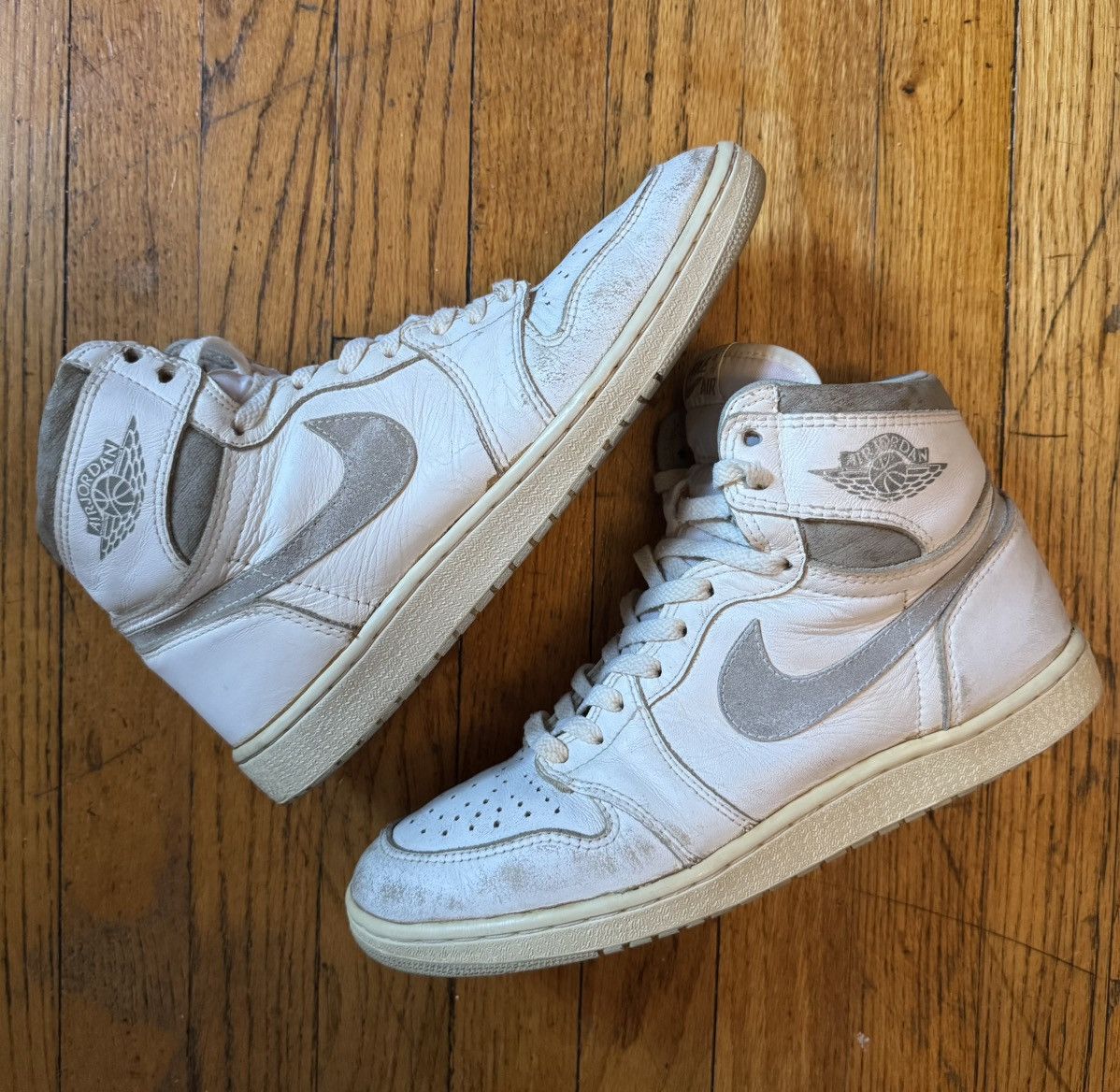 Nike Size 11 1985 Air Jordan 1 High OG Natural Grey Original VTG Size US 11 / EU 44 - 1 Thumbnail