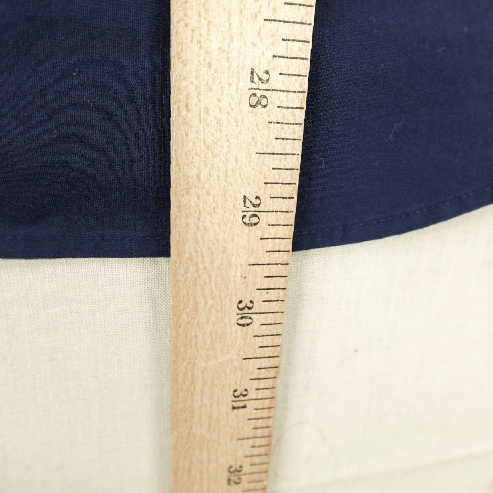 Lululemon Lululemon Shirt Womens Medium Blue Slim Fit Button Up Performance Size M / US 6-8 / IT 42-44 - 6 Thumbnail