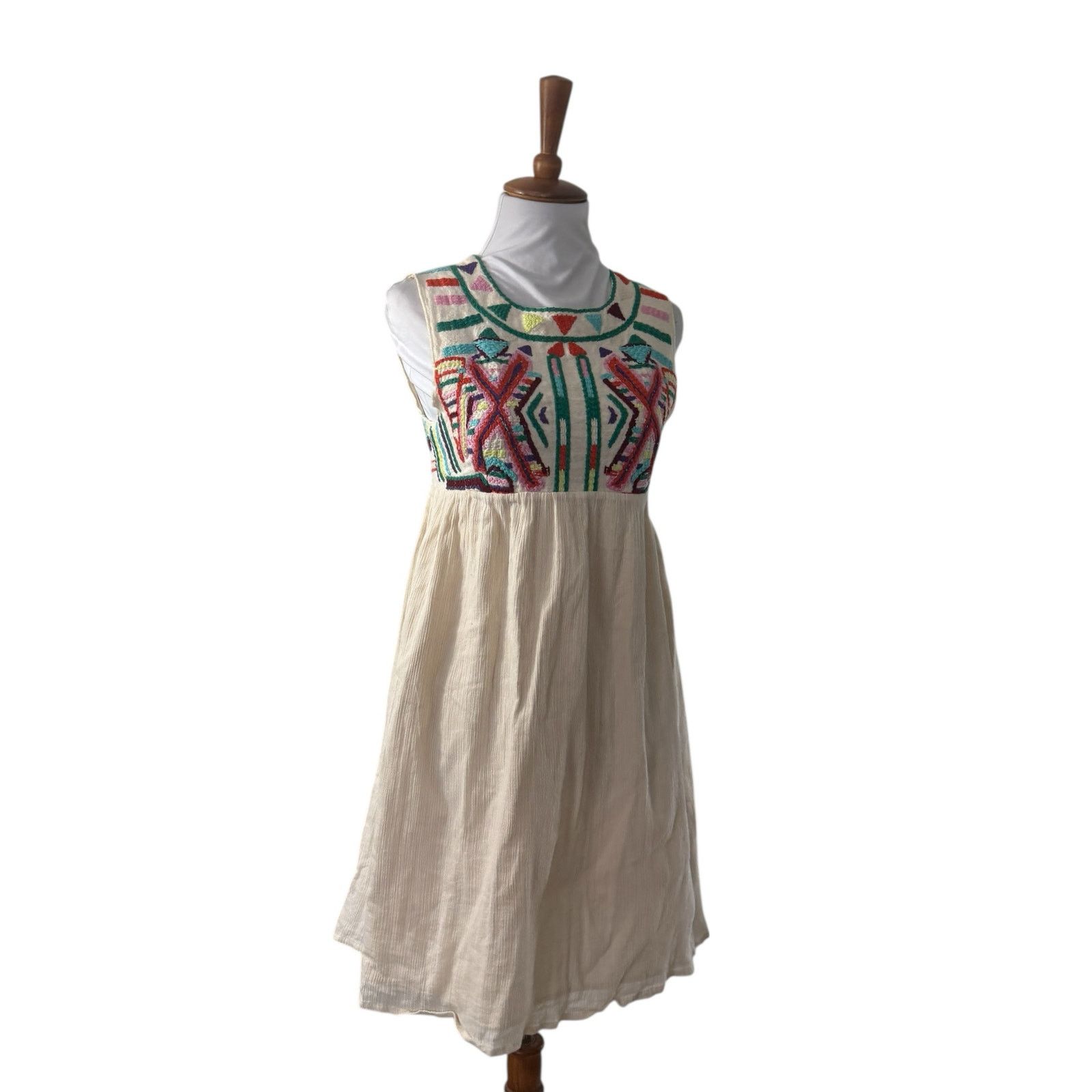 Anthropologie Anthropologie by Gryphon Embroidered Cream Mini Dress XS/S Size S / US 4 / IT 40 - 6 Thumbnail