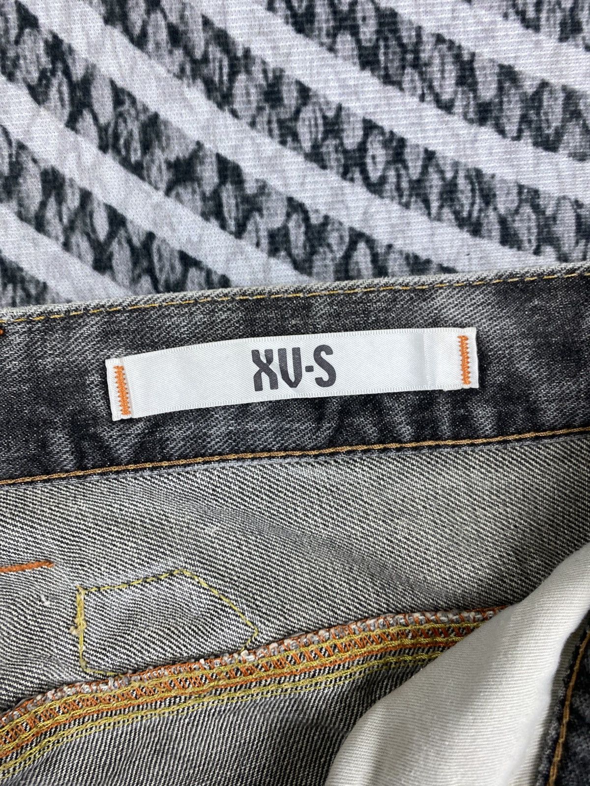 Edwin Vintage Edwin Wash Grey Distressed Denim Pants Size US 35 - 15 Thumbnail