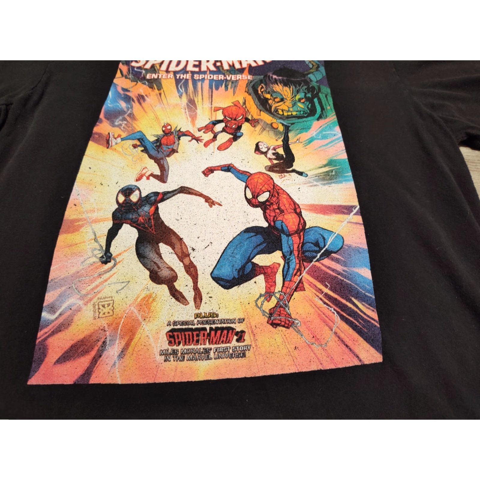 Delta VINTAGE Spider-Man Enter the Spider-Verse #1 Comic Cover T-Shirt Men M Black Marvel Universe Graphic Print Short Sleeve Crew Neck Cotton Size US M / EU 48-50 / 2 - 2 Thumbnail