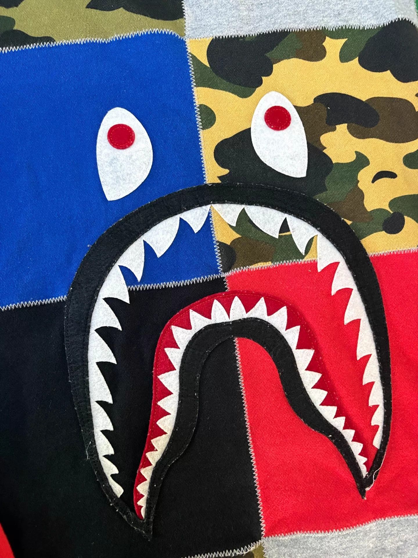 Bape BAPE Patchwork Camo Shark Hoodie XL New Size US XL / EU 56 / 4 - 3 Thumbnail