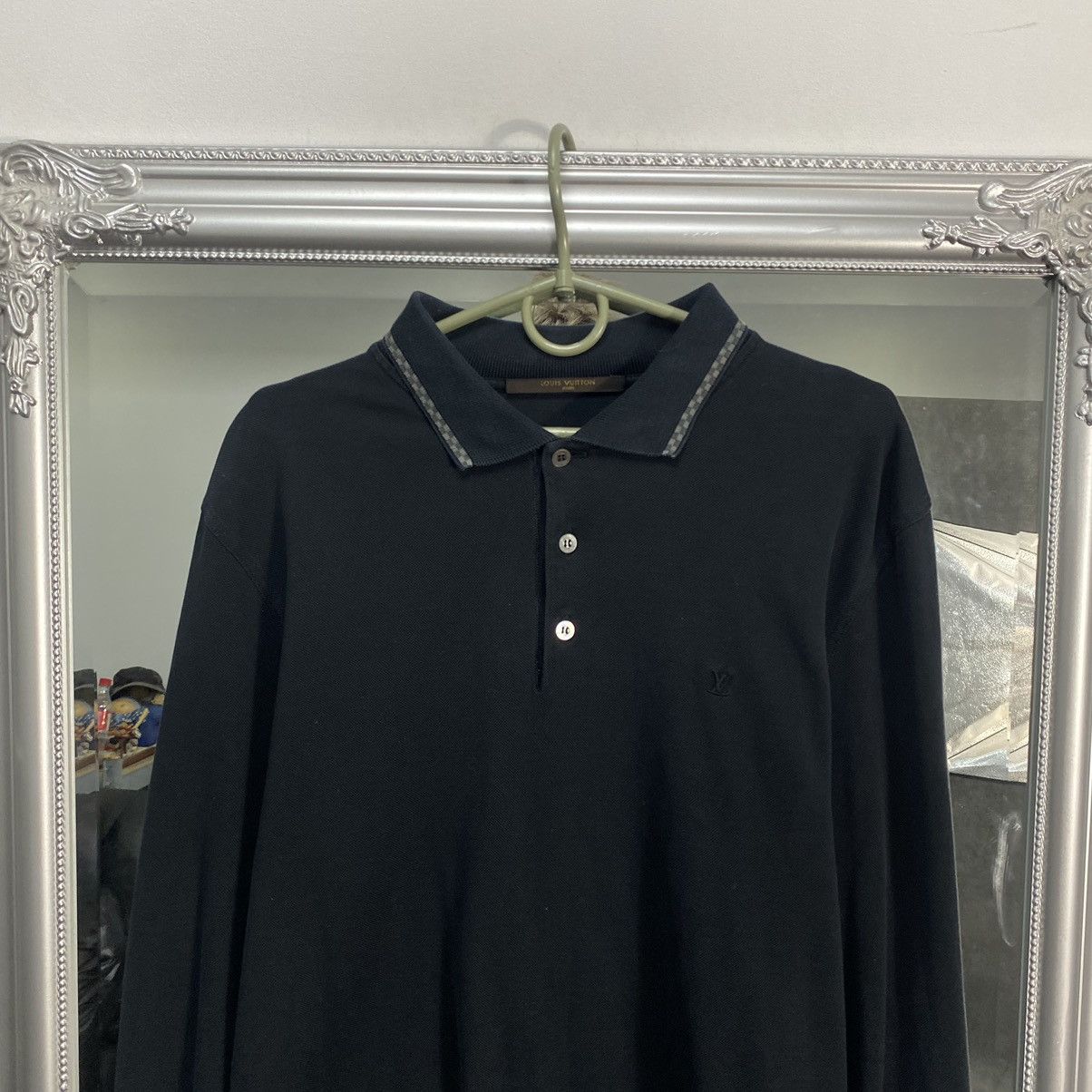 Louis Vuitton Louis Vuitton Long Sleeve polo Size US XL / EU 56 / 4 - 2 Thumbnail