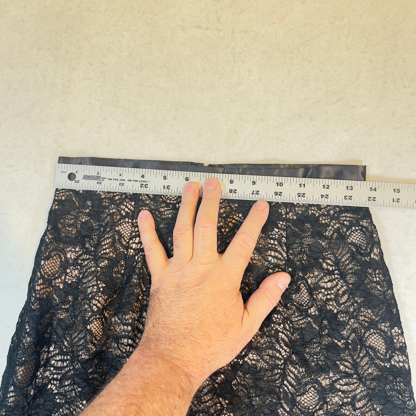 French Connection French Connection A-Line Micro-Mini Skirt Lace 6 Black Beige Size 27" / US 4 / IT 40 - 2 Thumbnail