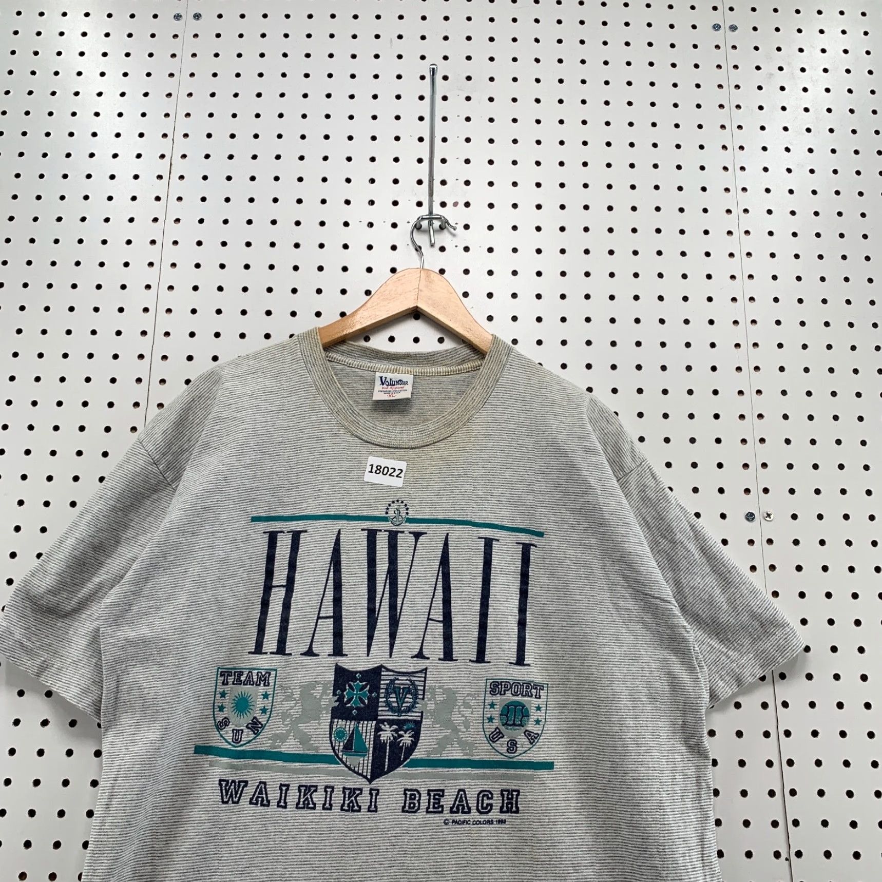 Vintage Vintage Hawaii Single Stitch Shirt Gray Mini Striped Waikiki Beach XL 23X30 USA Size US XL / EU 56 / 4 - 2 Thumbnail